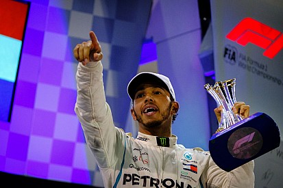 Hamilton pide dejar atrás la controversia con su ciudad natal