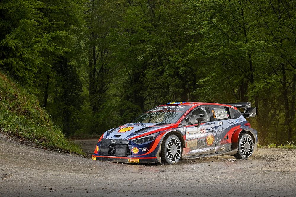 Oliver Solberg, Elliott Edmondson, Hyundai World Rally Team Hyundai i20 N Rally1