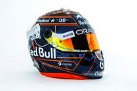 Verstappen continúa la tradición con nuevo casco para el GP de Austria