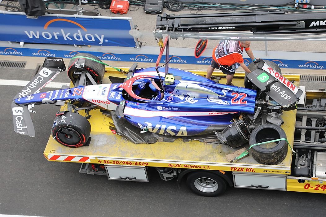 角田裕毅の大クラッシュが起きたコーナーは曰く付き？ そしてリカルド