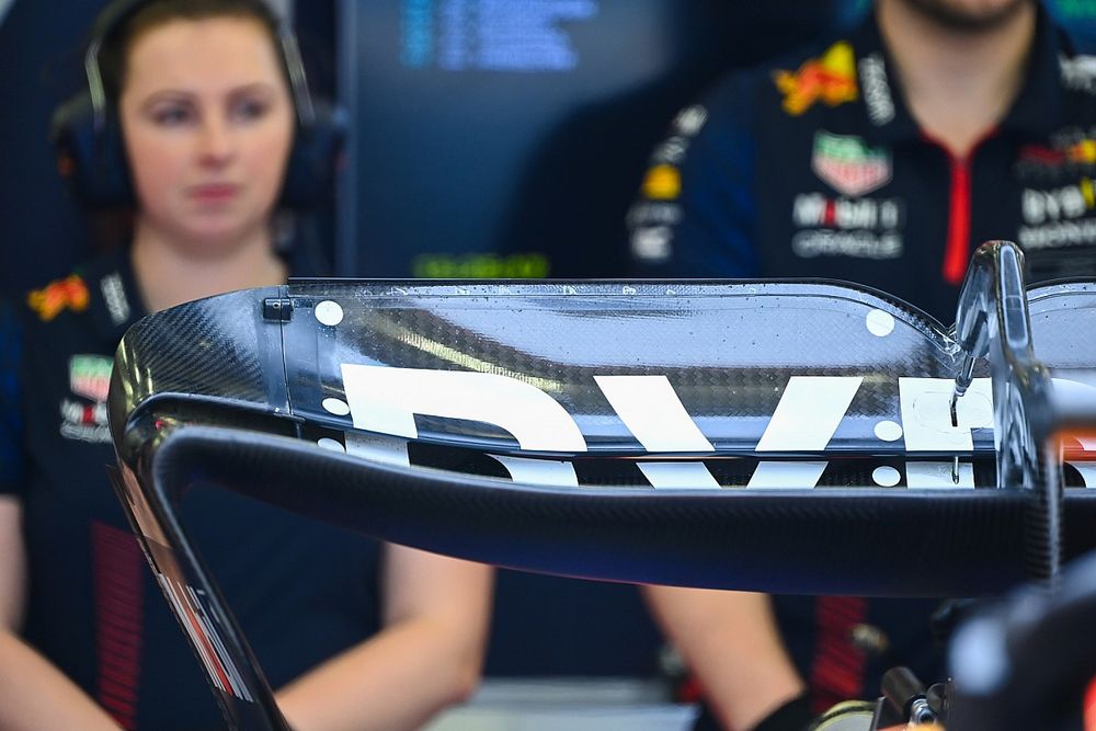 Red Bull Racing RB19, detalle del alerón trasero