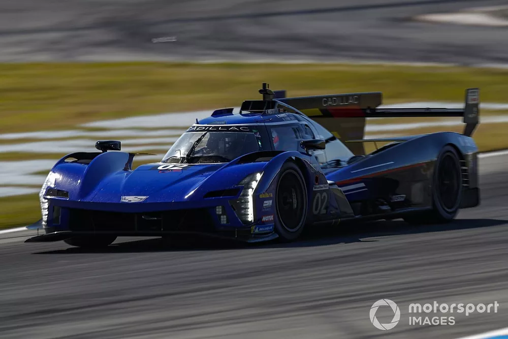#02 Cadillac Chip Ganassi Racing Cadillac V-LMDh: Earl Bamber, Alex Lynn, Richard Westbrook