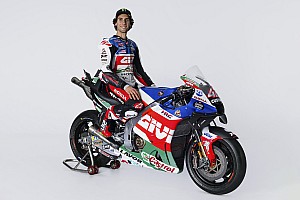 ラスト！ 【LCR HONDA】★ MotoGP オフィシャル フリース【XL】 ラスト！ 【LCR HONDA】 MotoGP オフィシャル フリース【XL】 ラスト
