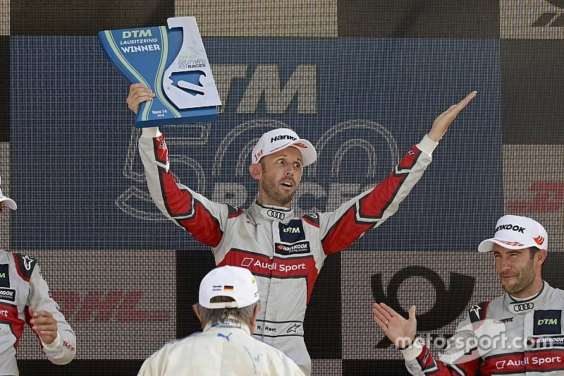 Podio: ganador Ren&eacute; Rast, Audi Sport Team Rosberg
