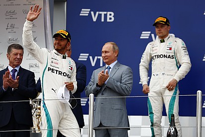Bottas snapt teamorder: "Maar ik ben de winnaar, zonder trofee"