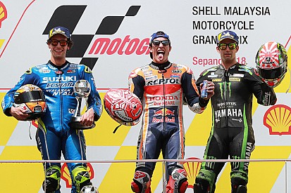 Sepang MotoGP: Rossi crash hands Marquez easy win