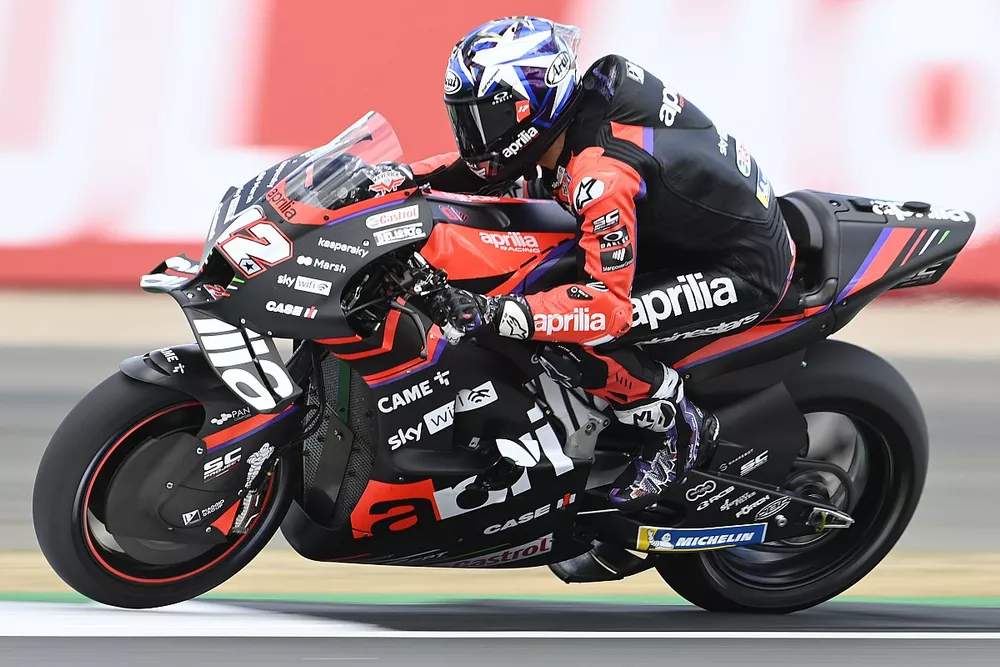 Maverick Vinales, Aprilia Racing Team