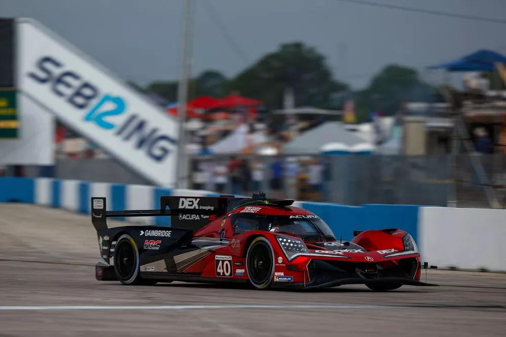 #40 Wayne Taylor Racing with Andretti Acura ARX-06: Jordan Taylor, Louis Deletraz, Colton Herta