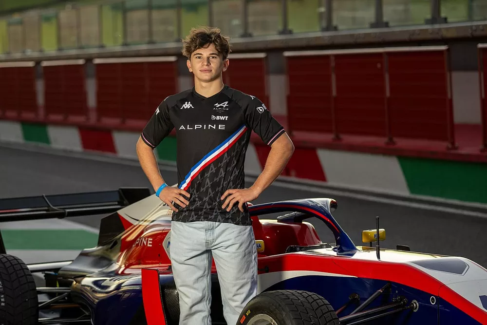Nicola Lacorte, Alpine Academy