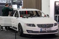 Un a&ntilde;o de trabajo y 350.000 piezas de Lego: as&iacute; es este coche a tama&ntilde;o real