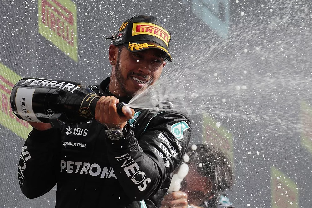 Le vainqueur Lewis Hamilton, Mercedes