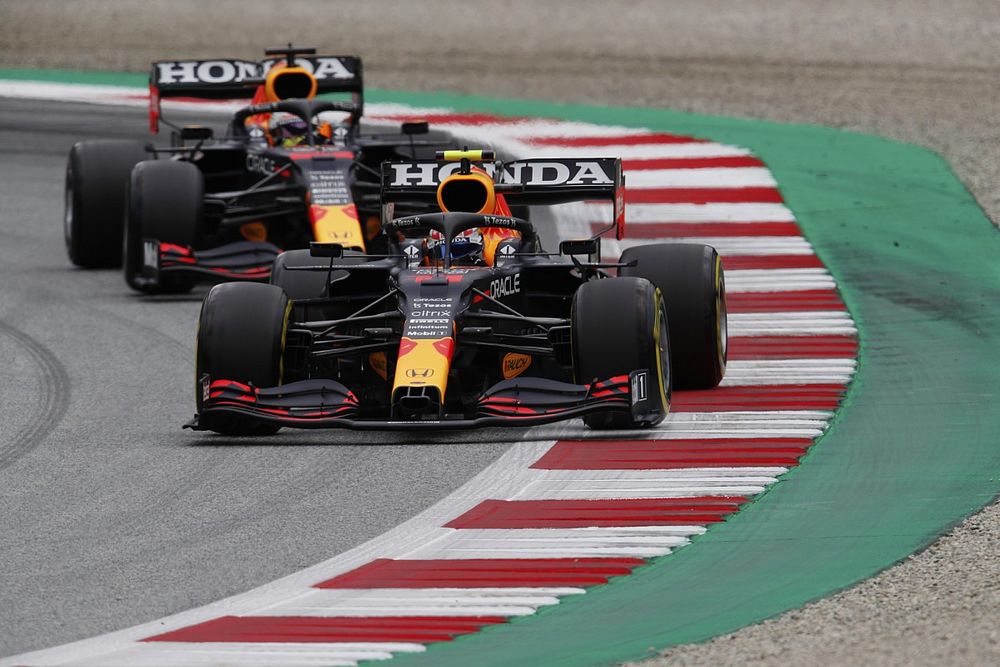 Sergio Perez, Red Bull Racing RB16B, Max Verstappen, Red Bull Racing RB16B