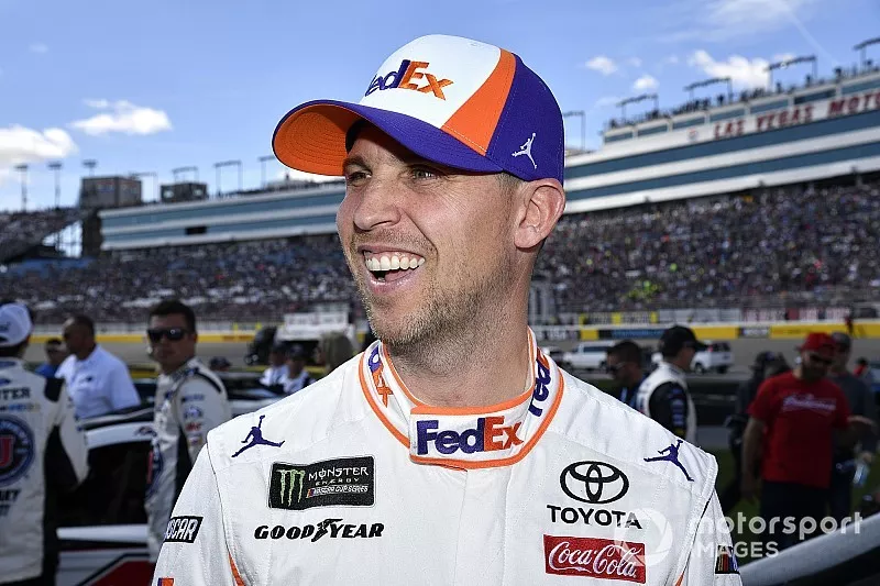 Denny Hamlin, Joe Gibbs Racing, Toyota Camry FedEx Office