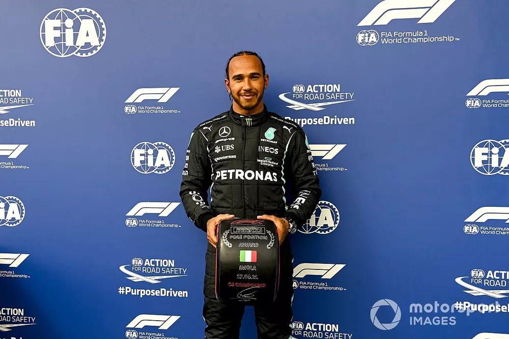 Pole man Lewis Hamilton, Mercedes, with the Pirelli Pole Position award