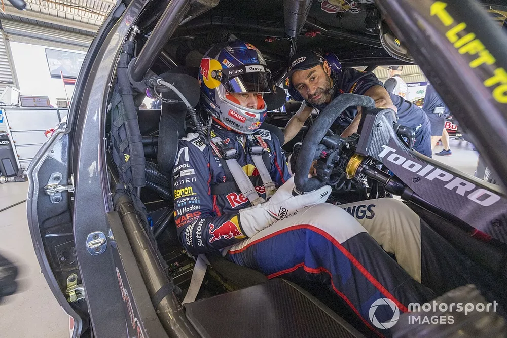 Shane van Gisbergen, Triple Eight Race Engineering Holden