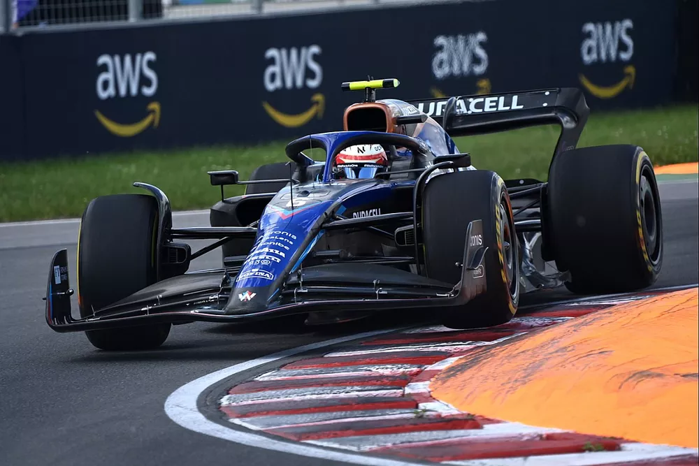 Nicholas Latifi, Williams FW44