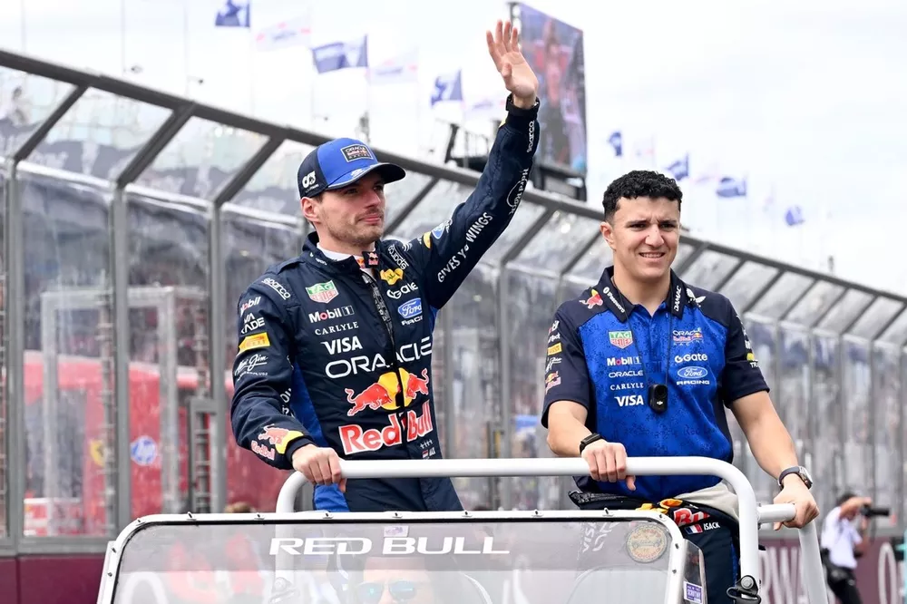 Max Verstappen, Red Bull Racing, Isack Hadjar, Red Bull Racing