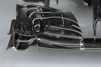 Tech update: McLaren verstevigt voorvleugel