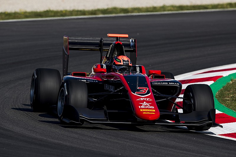 GP3 в Барселоні: Мазепін здобув перемогу в дебютній гонці