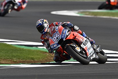 Dovizioso topt vrijdagtrainingen op Silverstone