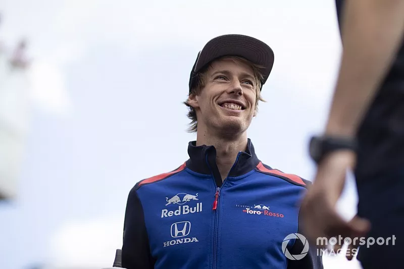 Brendon Hartley, Scuderia Toro Rosso, nella drivers parade 