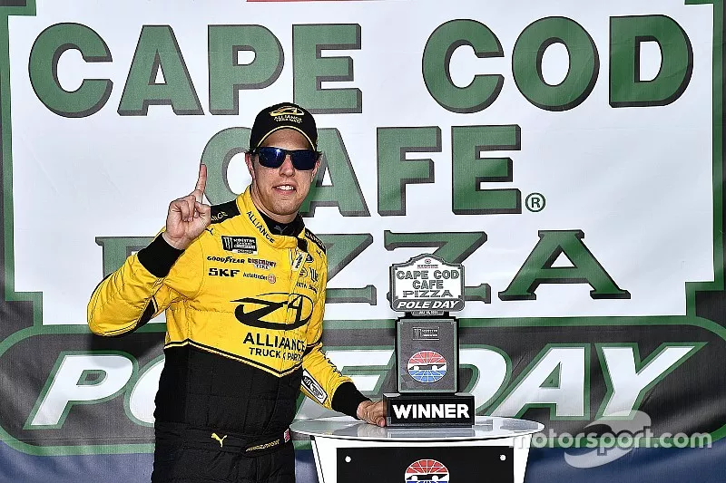 Pole award winner Brad Keselowski, Team Penske, Ford Mustang Alliance Truck Parts