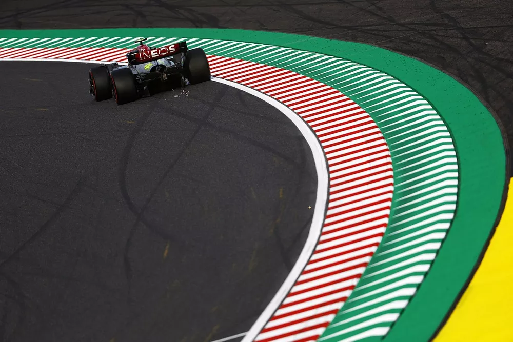 Lewis Hamilton, Mercedes W13