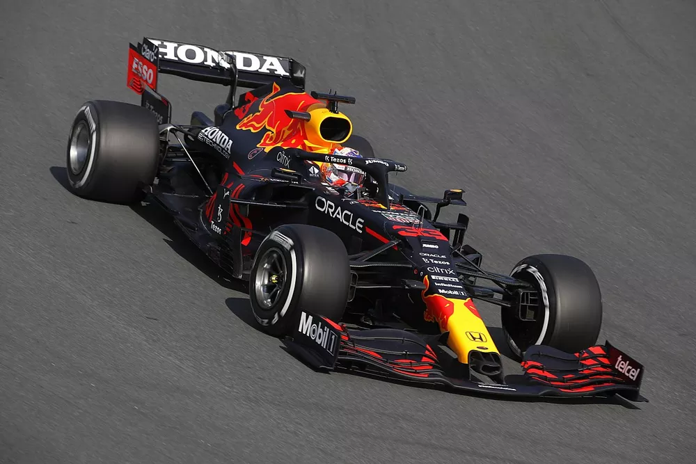 Max Verstappen, Red Bull Racing RB16B