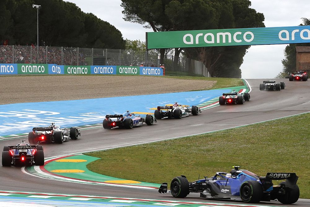 Pierre Gasly, AlphaTauri AT03, Alex Albon, Williams FW44, Nicholas Latifi, Williams FW44