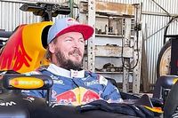 VIDEO: Carrera épica, un Red Bull de F1 contra un coche de Baja 