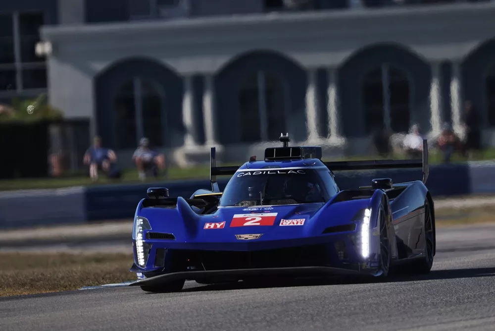 #2 Cadillac Racing Cadillac V-Series.R: Earl Bamber, Alex Lynn, Richard Westbrook