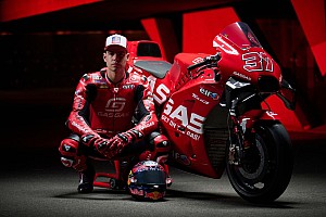 テック3、2023年はGASGASの真っ赤なカラーリングでMotoGP参戦