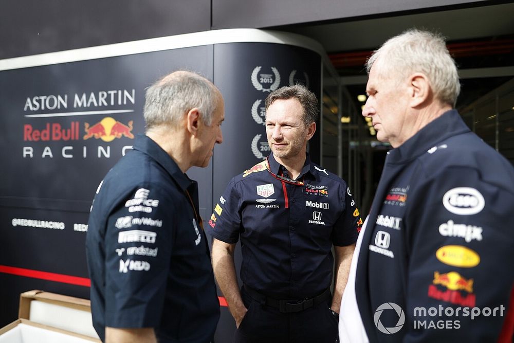 Franz Tost, Team Principal, AlphaTauri, Christian Horner, Team Principal, Red Bull Racing, and Helmut Marko, Consultant, Red Bull Racing, in the paddock