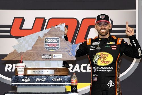 NASCAR Cup: Vencedor em Richmond, Dillon revela que correu com costela quebrada