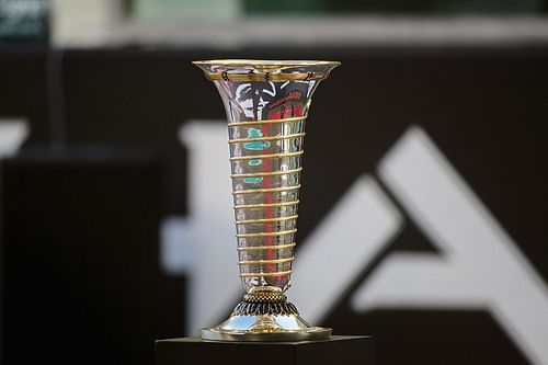 &iquest;Por qu&eacute; la F1 no entrega el trofeo de campe&oacute;n en la &uacute;ltima carera?
