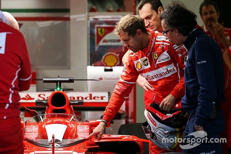 Sebastian Vettel, Ferrari SF70H, escudo de cabina