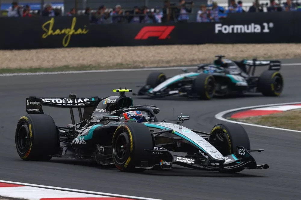 China: Antonelli feiert ersten Formel-1-Sieg, kein Start f&uuml;r McLaren!