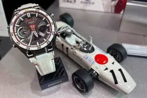 ハンドメイド＆部品点数1600超え……！ ホンダ、F1初優勝60周年を記念し