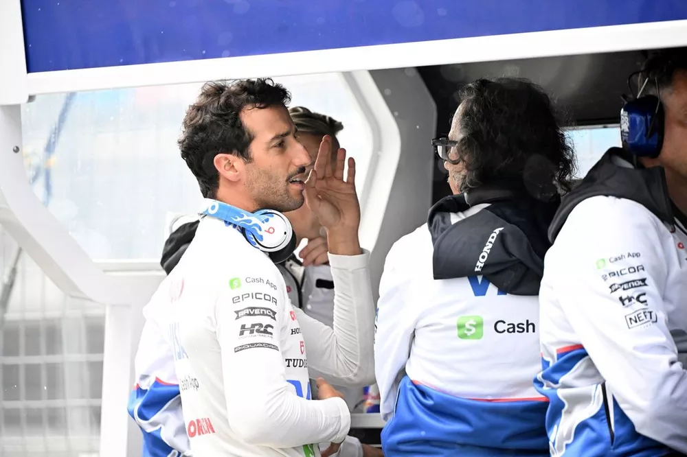 Daniel Ricciardo, Visa Cash App RB F1 Team, Laurent Mekies, Team Principal, RB F1 Team
