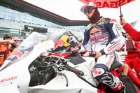 Acosta: "Ninguna KTM ha probado, en todo el fin de semana, el neum&aacute;tico de carrera"