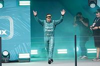 Montoya: "Todos hablan ahora de Alonso, pero sigue igual que antes"