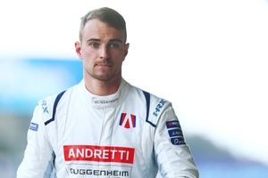 M&uuml;ller pronto a dividersi tra FE e GT: "Ne ho parlato con Porsche"