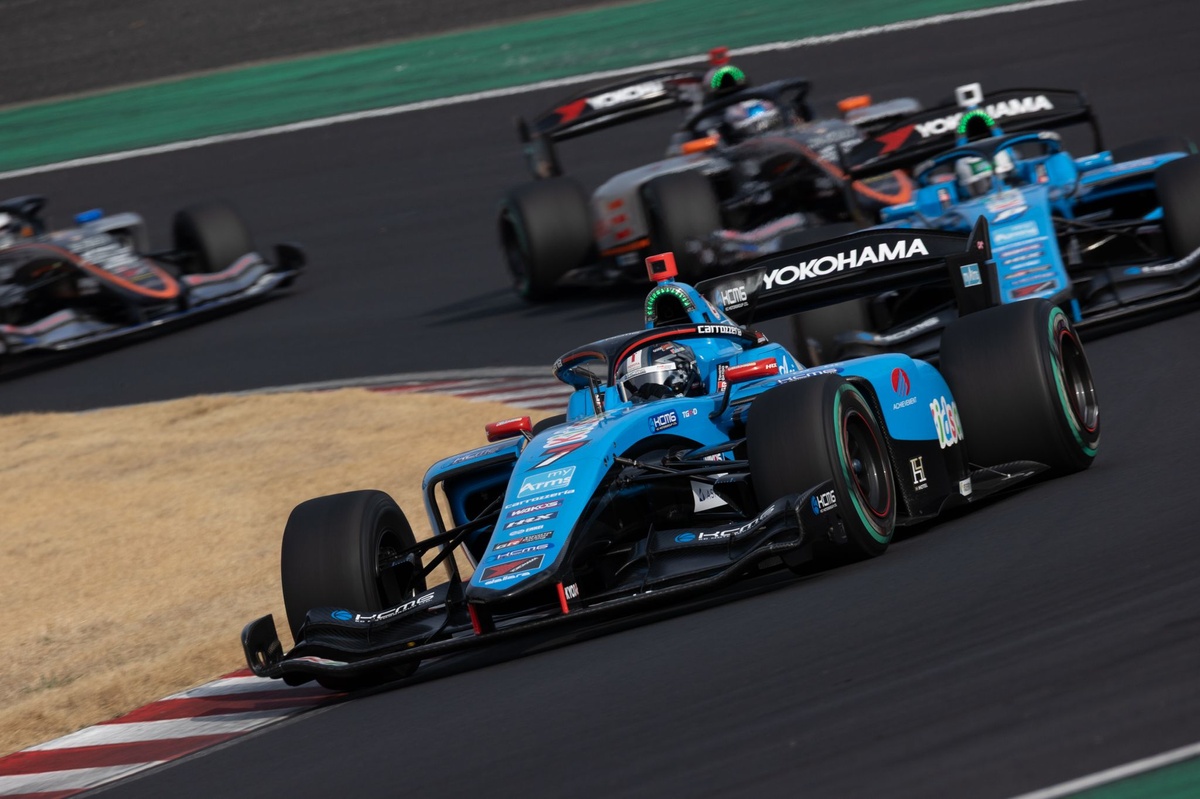 2021 Super Formula 小林可夢偉選手サイン入り　スパーク 7 小林 可夢偉 Kamui Kobayashi Kids com Team KCMG SUPER