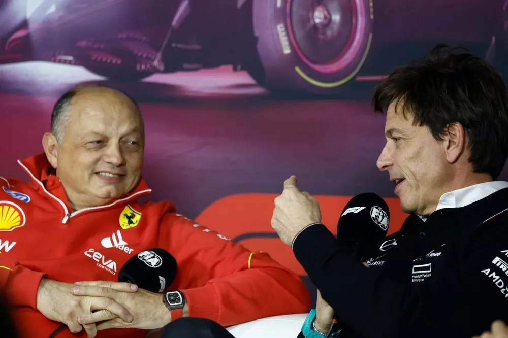 Frederic Vasseur, Team Principal and General Manager, Scuderia Ferrari, Toto Wolff, Team Principal and CEO, Mercedes-AMG F1 Team, in the Press Conference 