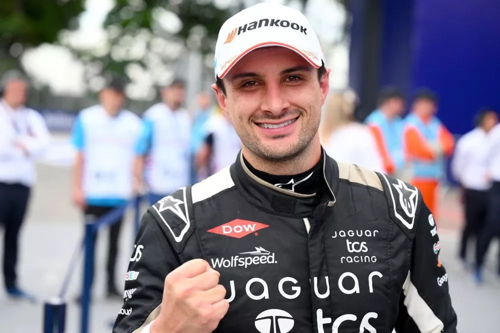 Race winner Mitch Evans , Jaguar TCS Racing celebrates in parc ferme