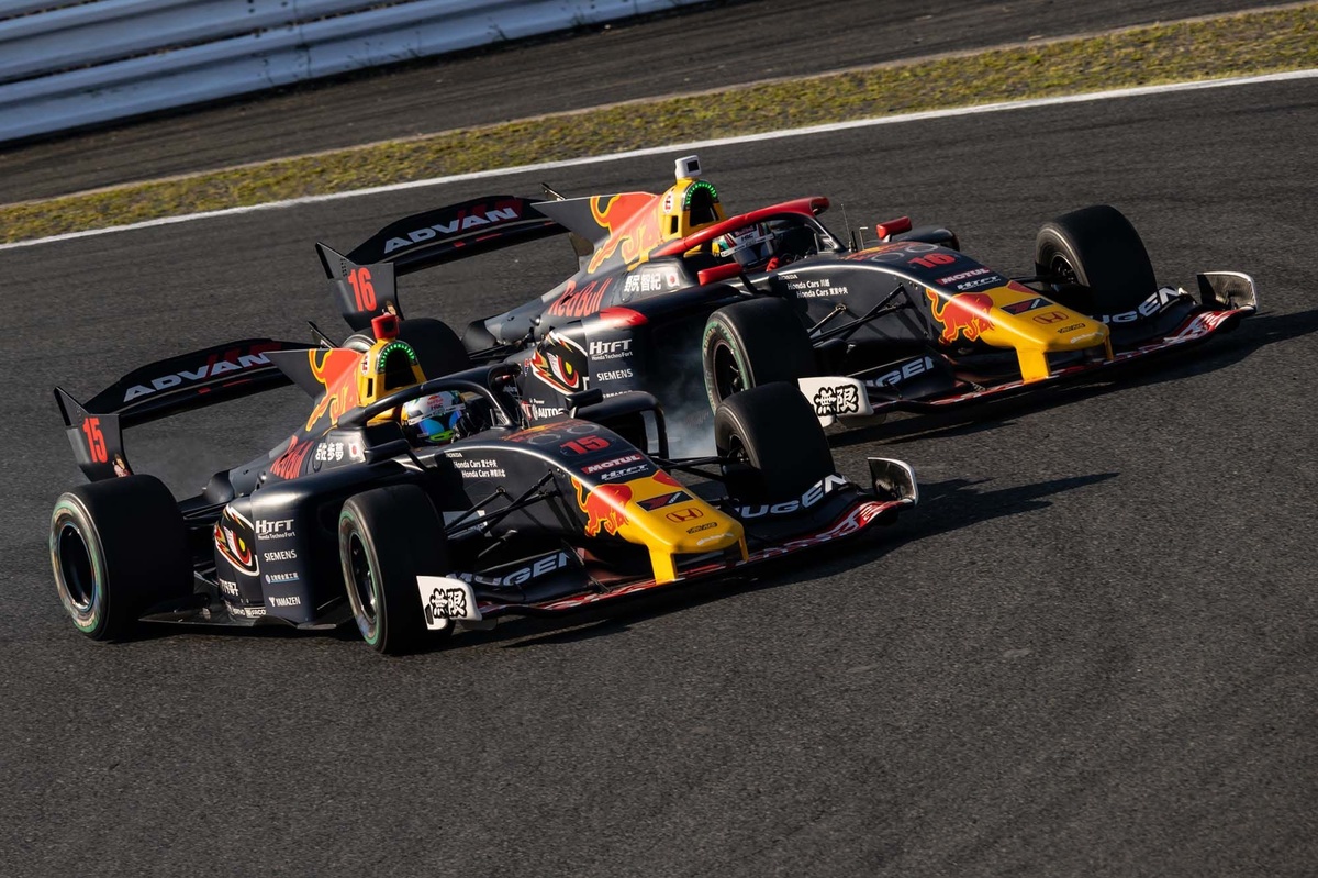 スーパーフォーミュラ　チーム無限　2021 ピンバッジ　野尻智紀 スーパーフォーミュラ チーム無限 2021 ピンバッジ 野尻智紀