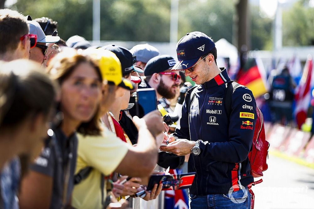 Pierre Gasly, Red Bull Racing signs an autograph for a fan