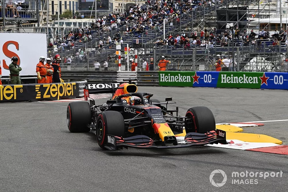 Max Verstappen, Red Bull Racing RB16B