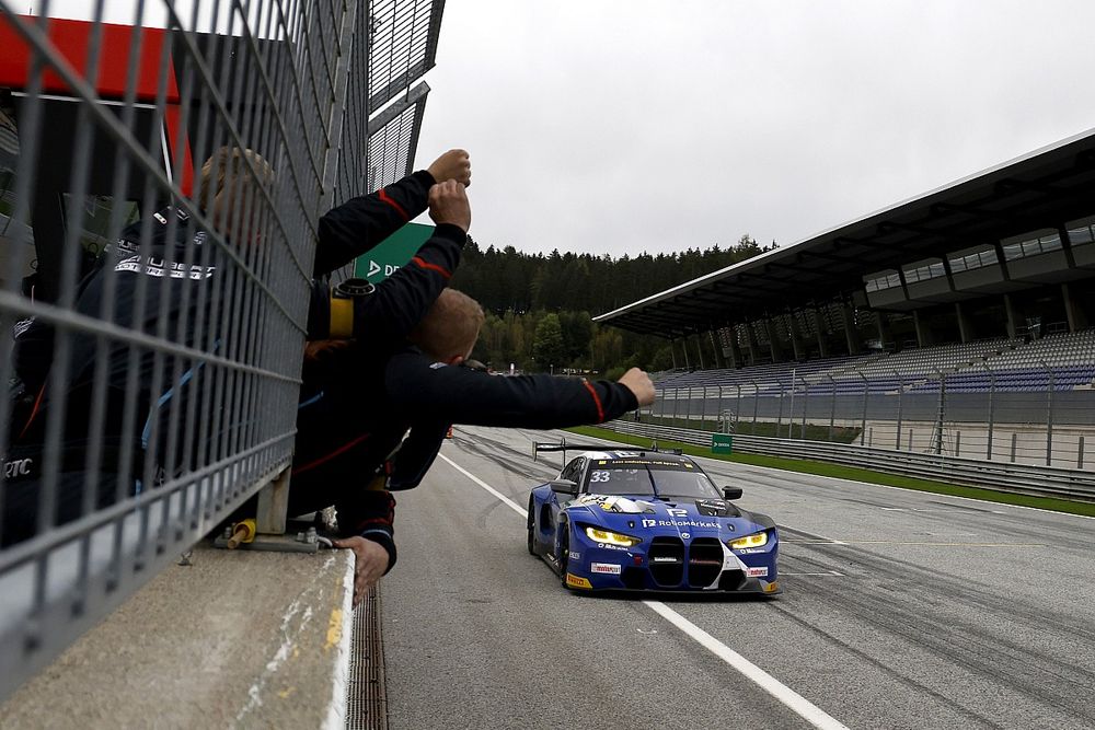 Race winner Ren&eacute; Rast, Schubert Motorsport BMW M4 GT3