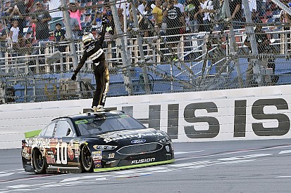 NASCAR in Talladega: Almirola bei Stewart/Haas-Gala obenauf